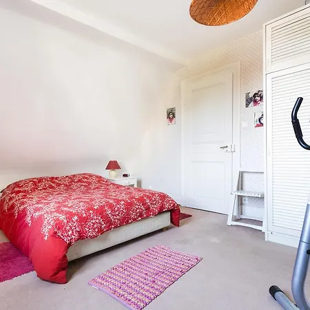 別荘 Spacious Family House In Friendly Neigborhood
